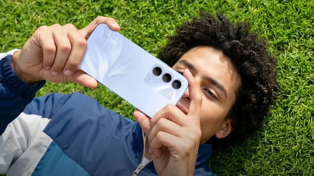 presenta el Realme C100 con batería gigante de 6.600 mAh por solo 249 euros presenta el Realme C100 con batería gigante de 6.600 mAh por solo 249 euros