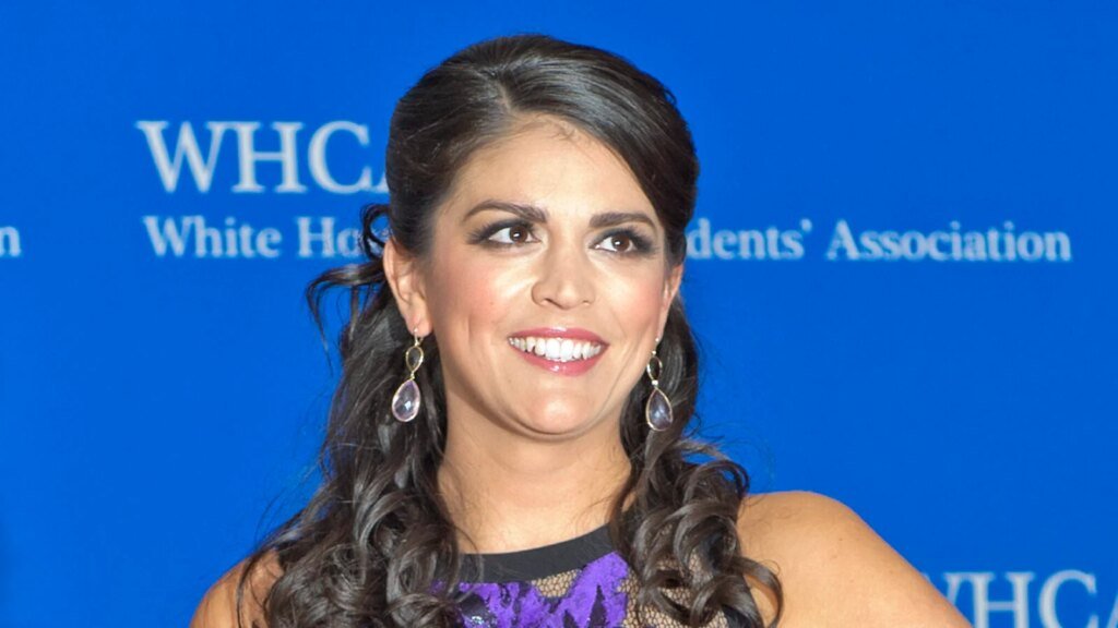 Cecily Strong Reflects On Her ‘SNL’ Legacy And Life As A New Mom Cecily Strong Reflects On Her ‘SNL’ Legacy And Life As A New Mom