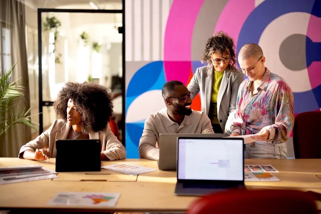Entrepreneurs Start the Vision — Intrapreneurs Make It Scale Entrepreneurs Start the Vision — Intrapreneurs Make It Scale
