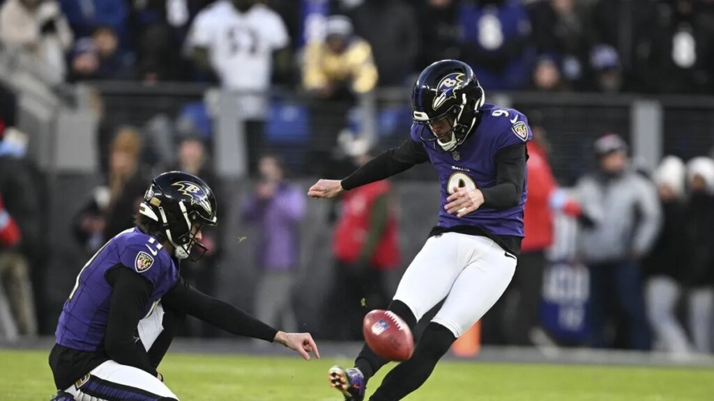 Justin Tucker among 3 kickers to work out for Jets Justin Tucker among 3 kickers to work out for Jets