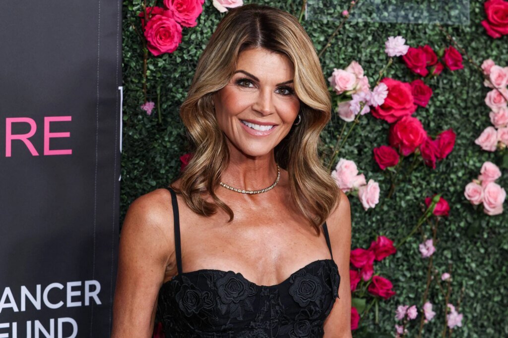Lori Loughlin Makes Grand Instagram Return