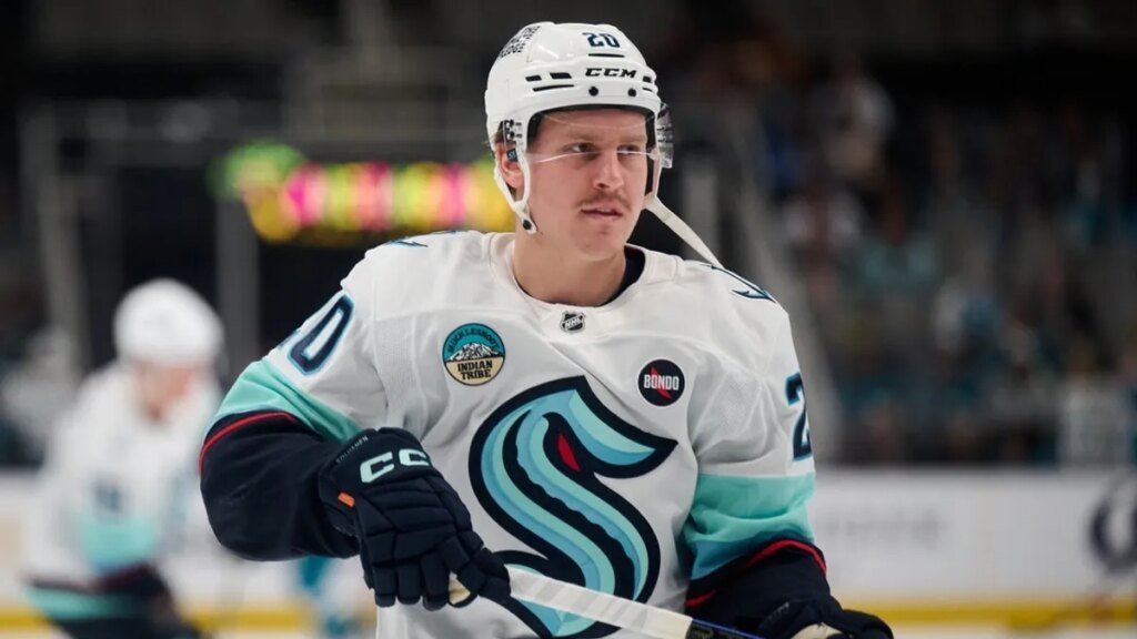 Rangers agree to terms with F Eeli Tolvanen on 1-year deal Rangers agree to terms with F Eeli Tolvanen on 1-year deal