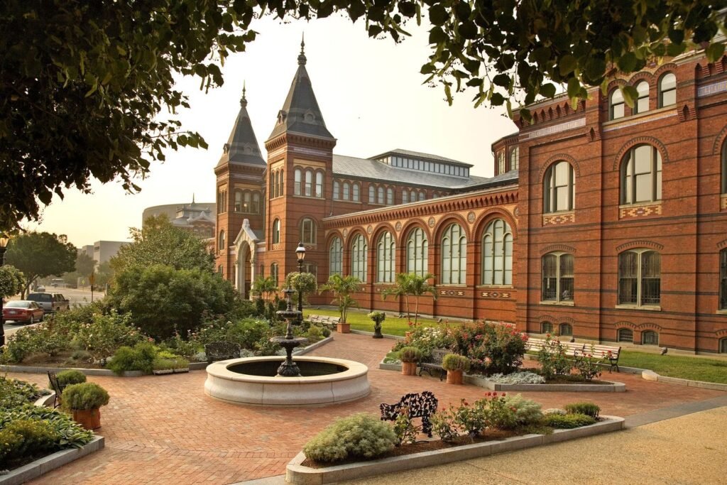 Smithsonian to place the National Museum of the American Latino in an existing building