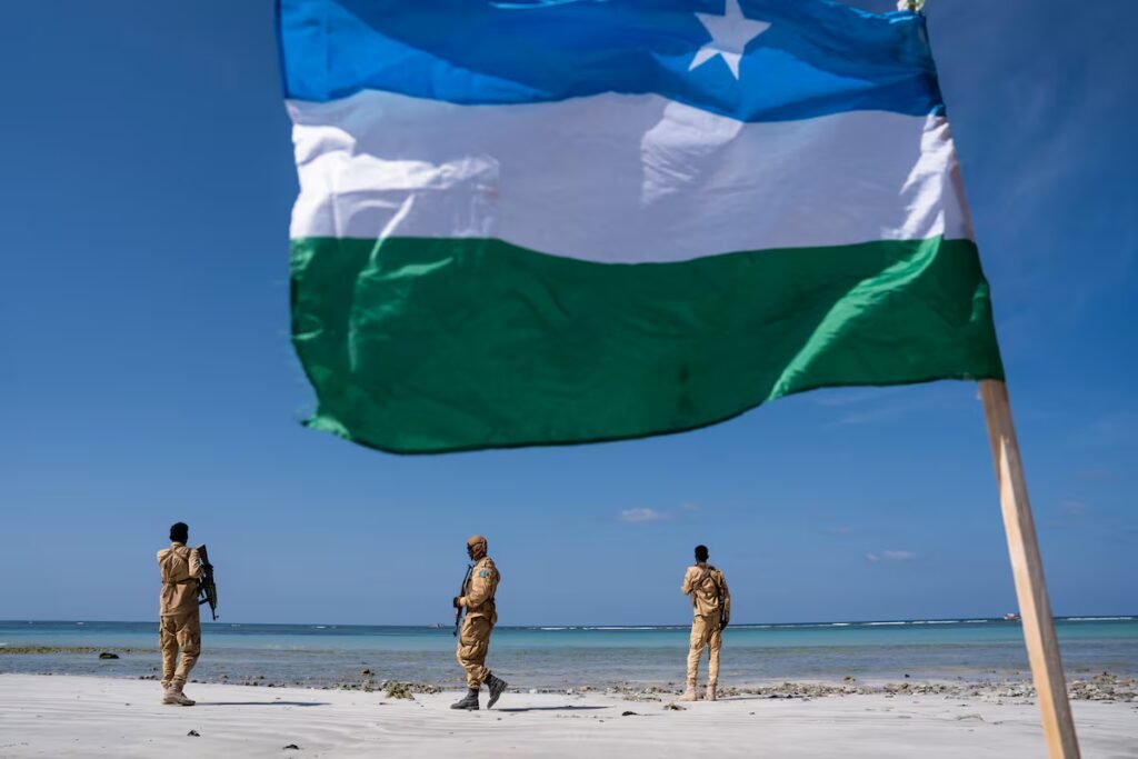 Somali pirates demonstrate growing strength with new ship hijackings | International Somali pirates demonstrate growing strength with new ship hijackings | International