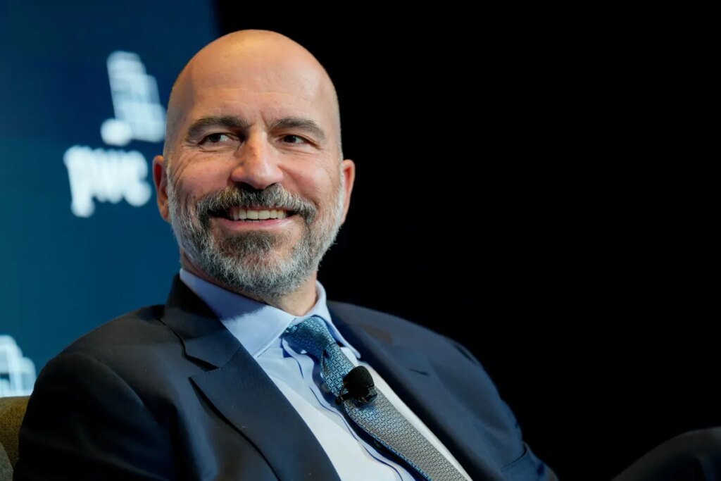 Uber is laying off 10% of staff, or 3,300 people Uber is laying off 10% of staff, or 3,300 people