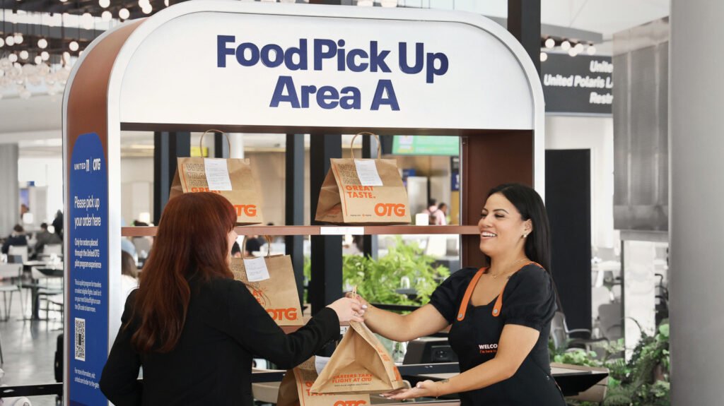 United Airlines Will Deliver Food And Other Essentials To Your Gate United Airlines Will Deliver Food And Other Essentials To Your Gate