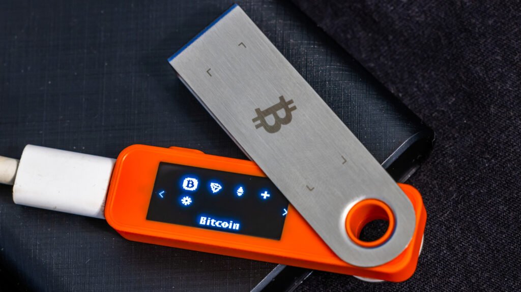 What Is A Cold Wallet And How Does It Work? What Is A Cold Wallet And How Does It Work?